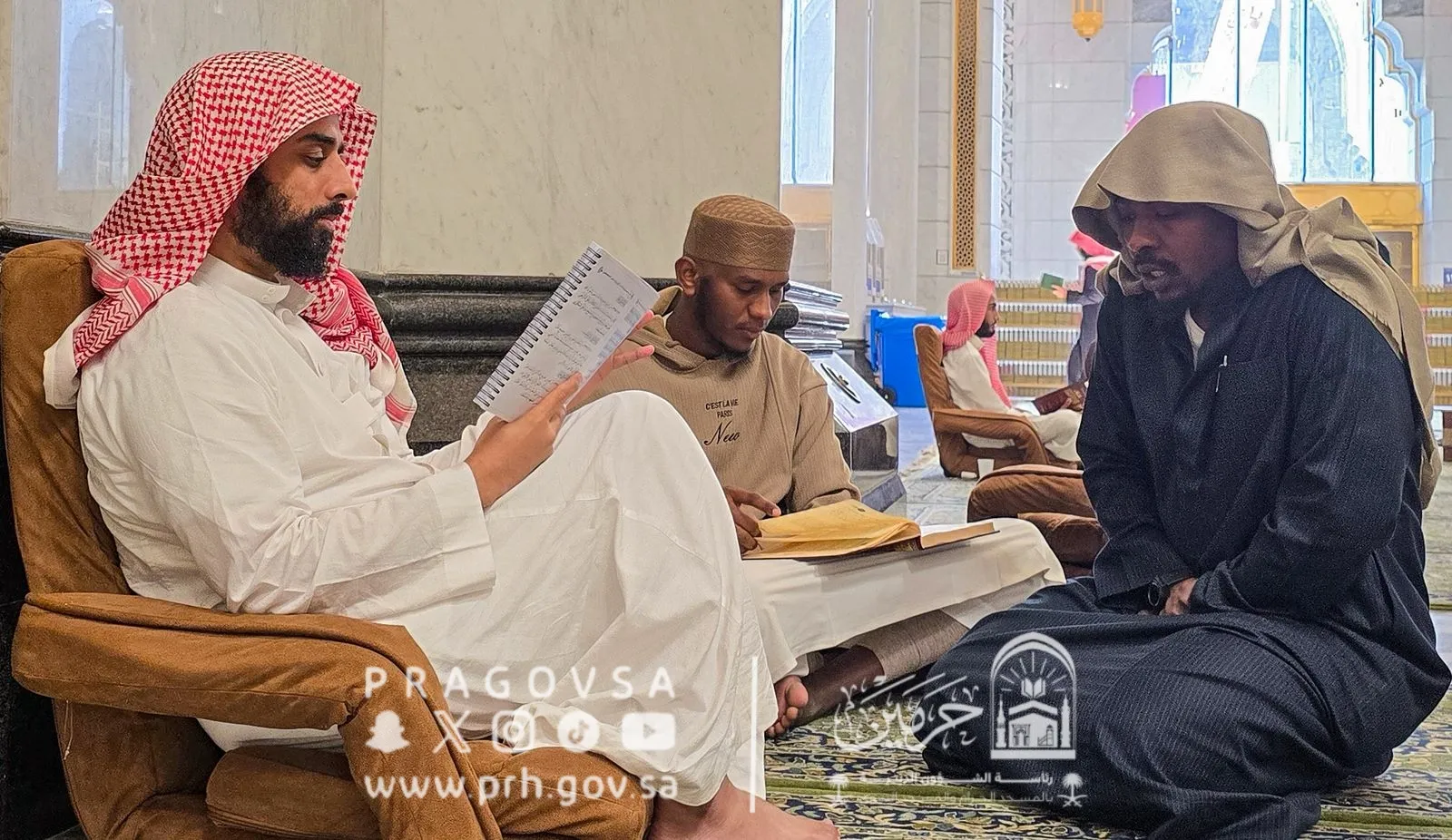 اختتام برنامج حفظ السنة النبوية والمتون العلمية بالمسجد الحرام