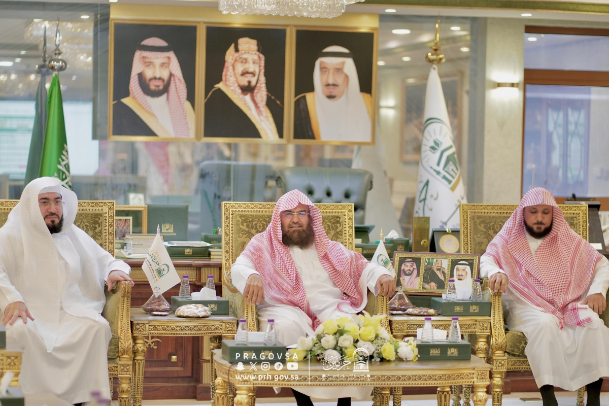 معالي رئيس الشؤون الدينية يستقبل أئمة وخطباء المسجد الحرام ويؤكد استعداد منظومة الأئمة والمؤذنين لشهر رمضان المبارك