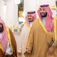 معالي رئيس الشؤون الدينية وأئمة وخطباء المسجد النبوي في استقبال سمو ولي العهد لدى زيارته المسجد النبوي الشريف